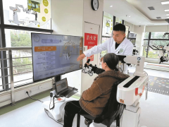 我们也正在沉点推进互联网病院患者档案上线工